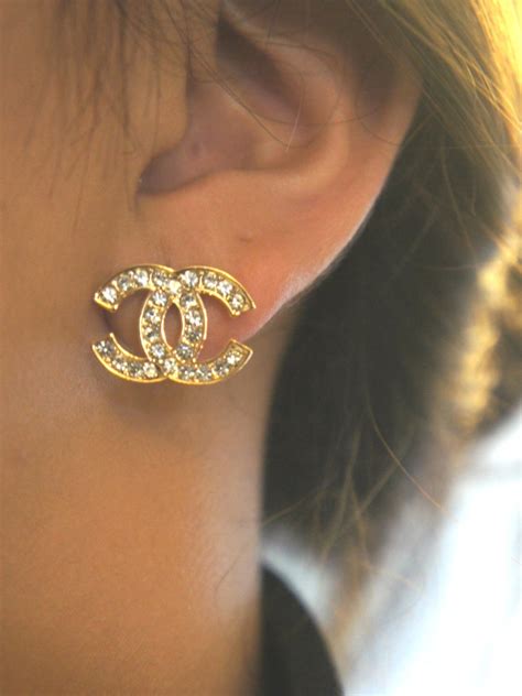 small chanel inspired earrings.